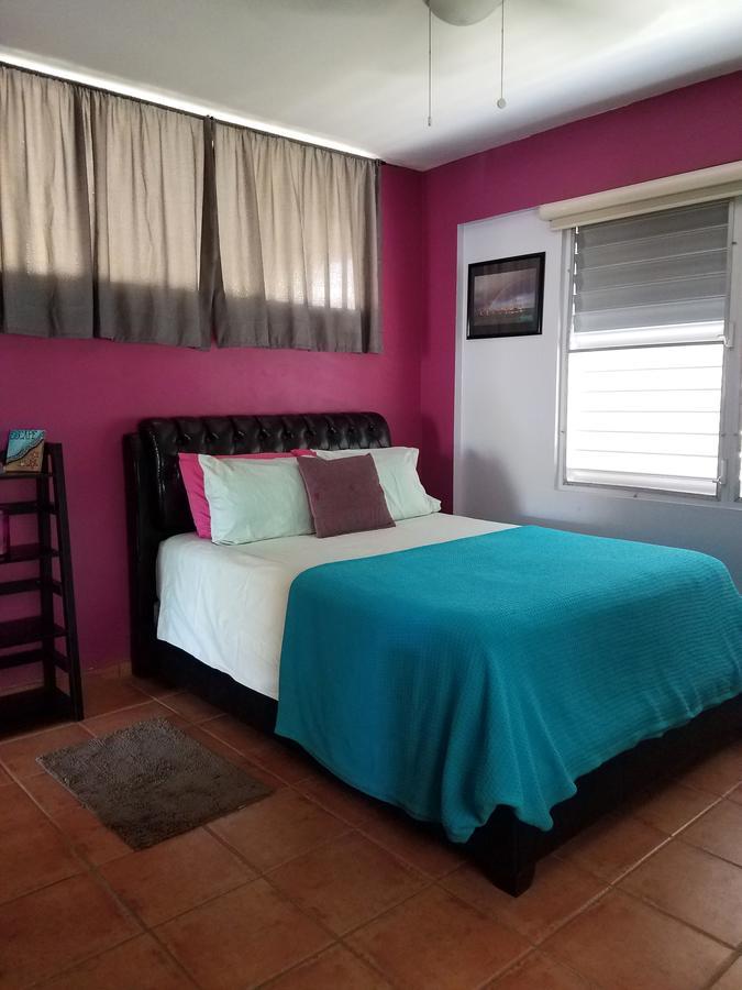 Wssm Surf House Bed & Breakfast Aguadilla Eksteriør bilde