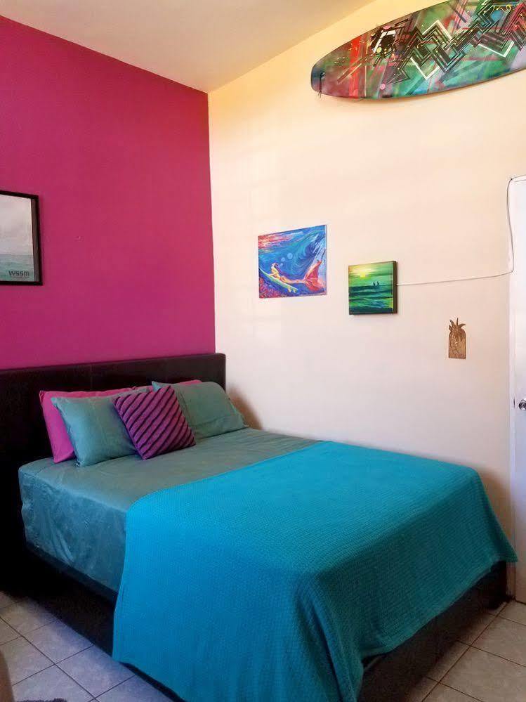 Wssm Surf House Bed & Breakfast Aguadilla Eksteriør bilde