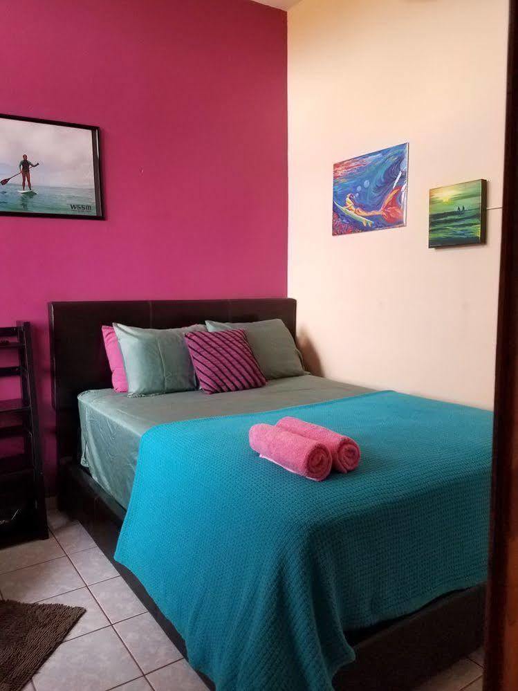 Wssm Surf House Bed & Breakfast Aguadilla Eksteriør bilde